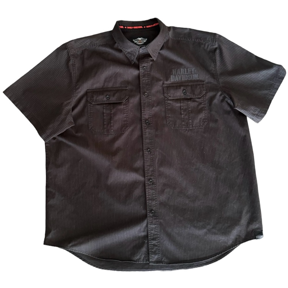 Harley Davidson men’s black pin strip button up 2 XL